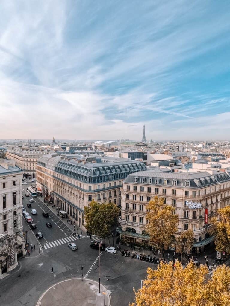 How to plan a trip to Paris in 2023 - 10 practical tips