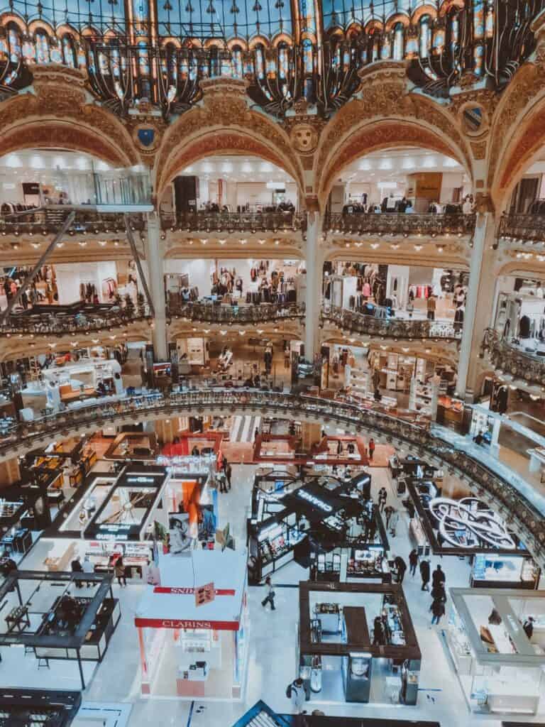 plan a trip to Paris