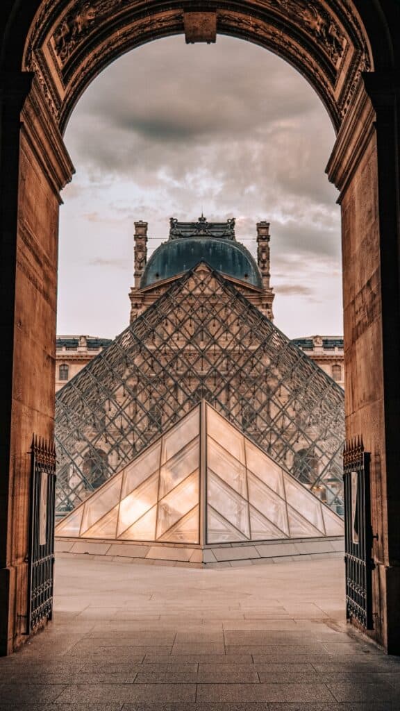 Louvre