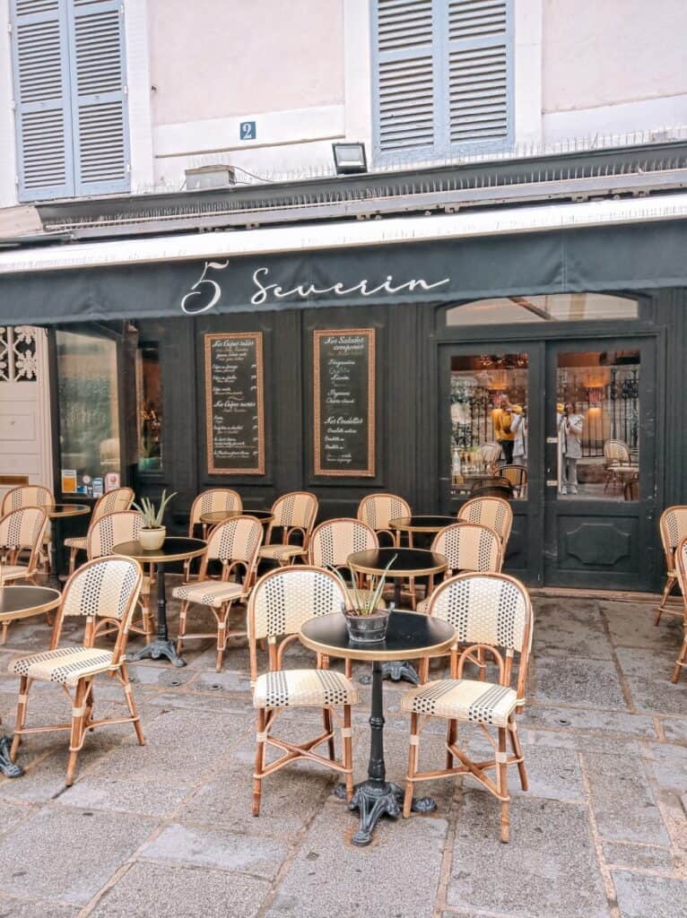 Restaurant in Paris