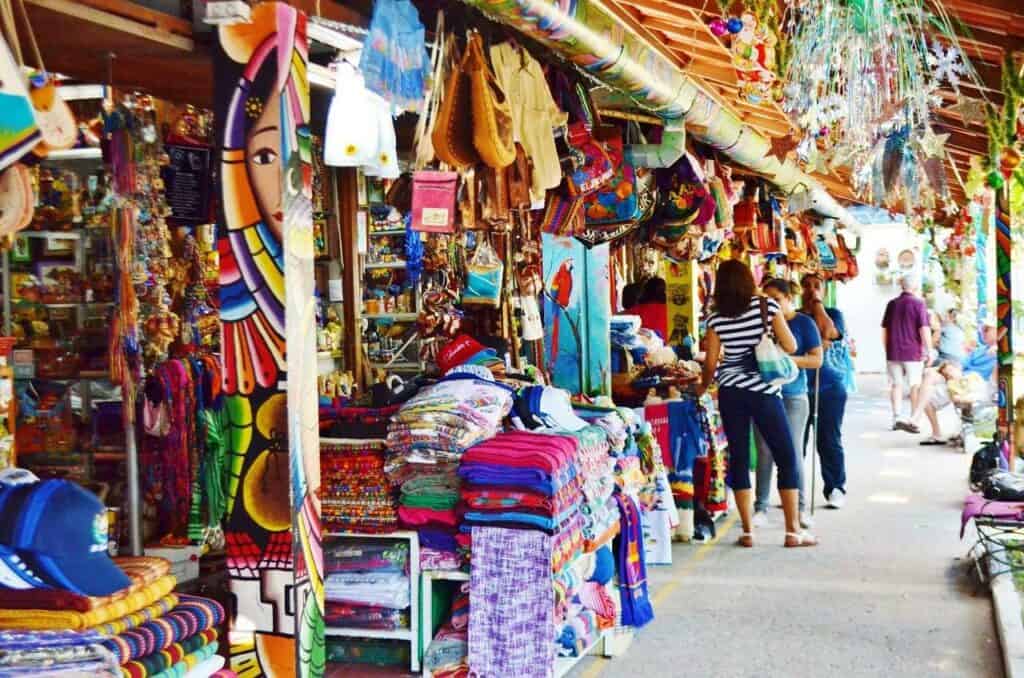 Mercado Nacional de Artesanias