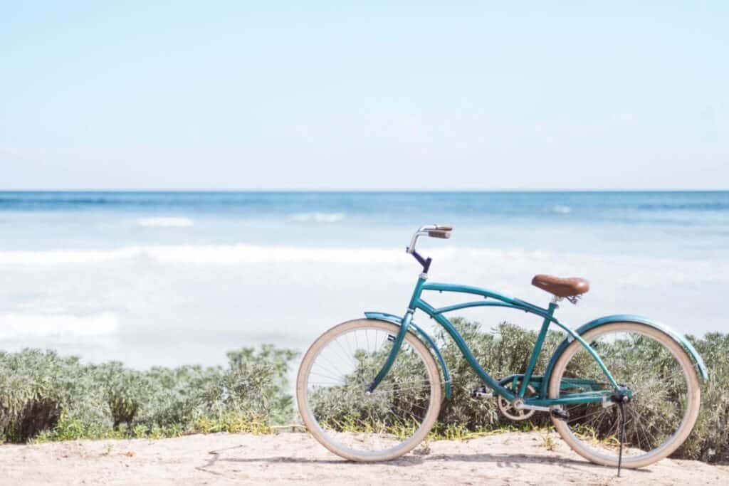 tulum beach road